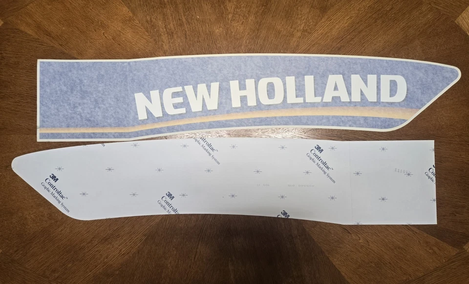 Calcomanía de vinilo de repuesto New Holland tira amarilla - una en cada venta. Foto 1 de 1