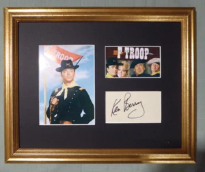 KEN BERRY F-TROOP SIGNED AUTOGRAMM DISPLAY MIT COA - Bild 1 von 6