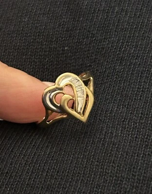 14K Gold 2.2 Gr.,Baguette Diamond ring, Heart Shape, size 6.5 - Image 1 of 4