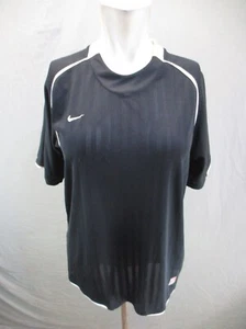 Nike Dri-Fit Size S Boys Black Mesh Short Sleeve Crew Neck Athletic Top 578 - Picture 1 of 10