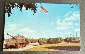 Postkarte: U.S.A.T.C.A. Eingang zum Hauptquartier ~ Fort Knox, Kentucky - Bild 1 von 2