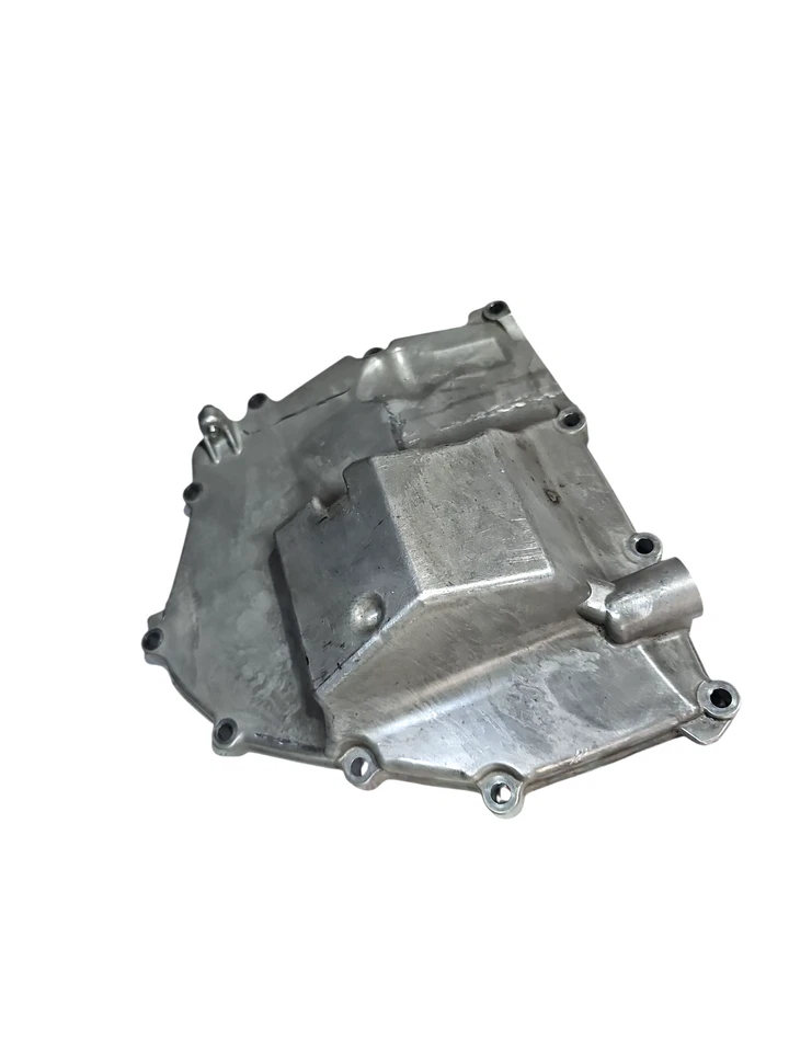 Cubierta inferior del cárter de aceite del motor Yamaha YZF R3 2024 1WD-E3417-00-00 Foto 1 de 4