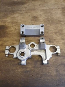 Kawasaki EN450 EN 450 LTD 1985-1990 Top Upper Fork Yoke Suspension & Clamp - Picture 1 of 7