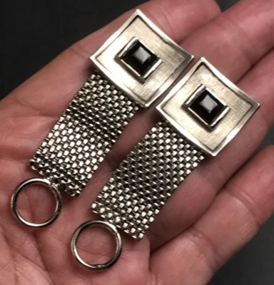 Gemelos cuadrados vintage de malla de ónix negro tono plata 0,75" cuadrados Foto 1 de 4