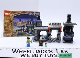 #4720 Knockturn Alley 100% Complete + Manual Harry Potter 2003 Lego