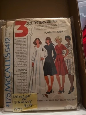 PATRÓN DE COSTURA VINTAGE McCalls 5412, Misses 1977 serie de patrones de 3 tamaños despreocupados Foto 1 de 2
