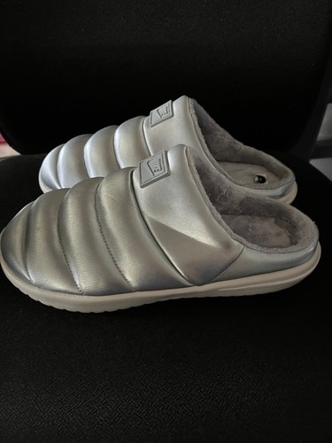 NUOVE ciabatte Nike Burrow SE Slides argento leggere da donna taglia 9 FZ7940 001