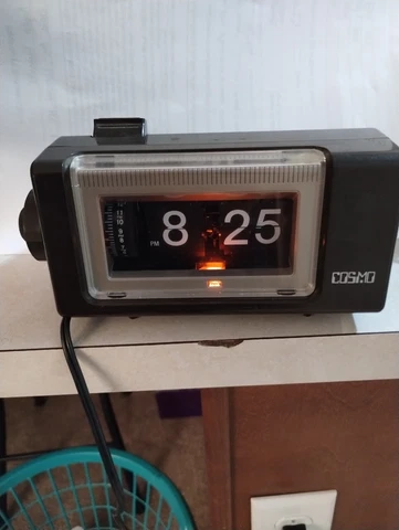 Vintage Cosmo Electric Flip Clock Cover