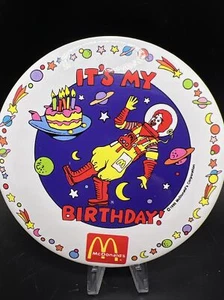 1995 McDonald's Restaurants Happy Birthday Button Pin Its My Birthday groß 4" - Bild 1 von 4