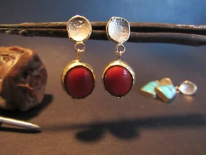 Coral earrings. 14k yellow gold Earrings with Red Coral. Unique dangle gold. - Picture 1 of 9