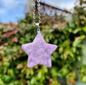 Lepidolith Stern Kristall Anhänger Natur Edelstein Schmuck Heilstein Geschenkidee - Bild 1 von 3