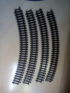 Tri-ang Super 4 Spur OO R483 x 4 Stück (keine beschädigten Schwellen) - Bild 1 von 2