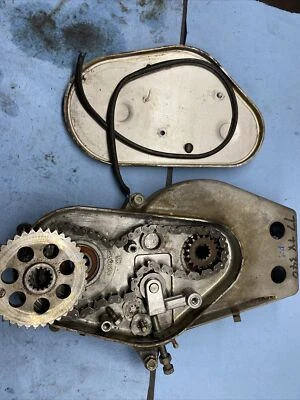 Estuche de cadena vintage para moto de nieve Polaris TX340 TX 340 1976-1978 Foto 1 de 4