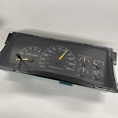 Cuadro de instrumentos Chevy Silverado Sierra Tahoe 1500 2500 95-99 246 k millas OEM Foto 1 de 4