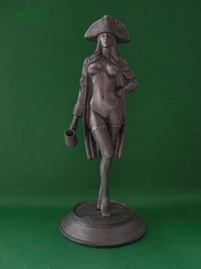 BLECH 120mm SEXY FIGUR PIN UP GIRL - PIRAT Höhe o Figur (Mädchen + Basis) = 5,43 Zoll - Bild 1 von 5