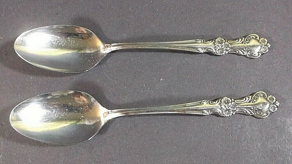 Ekco Mary Graham stainless teaspoons - Image 1 of 1