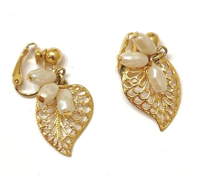Women's Vintage Avon Gold Leaf Simulated Baroque Pearl Dangle Clip On Earrings - Image 1 of 3