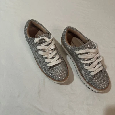 Chealse & Violet Rhinestone Platform Silver Rhinestone Tennis Women’s 5.5  - Image 1 of 4