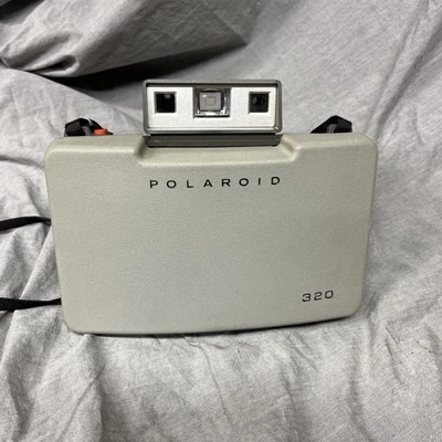 Vintage Polaroid Automatic 320 Land Camera - Image 1 of 4