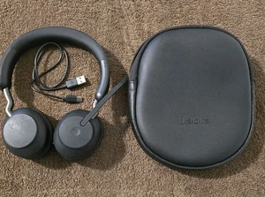 Jabra Evolve2 65 Wireless Bluetooth Headset USB-C Black Over Ear with Mic - Picture 1 of 3