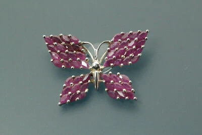 Colgante mariposa de plata de ley 925 con piedras de rubí 5,9 gramos (PEN9358) Foto 1 de 4