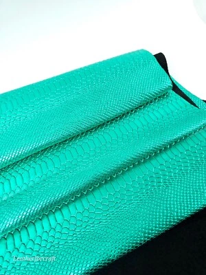 Green 7608 Metallic Anaconda Embossed Amazing Relief Snake 0Z 1988 Leather - Image 1 of 3