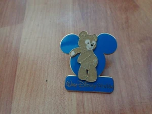DISNEY WDW PIN TRADING BLUE MICKEY HEAD TEDDY DUFFY BEAR 2005 PIN BADGE L.E - Picture 1 of 2