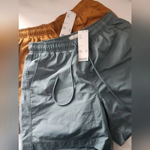 Standard Stoff Urban Outfitters Herren kleine Badeshorts NEU Neu mit Etikett UVP $ 45 pro Stück - Bild 1 von 9
