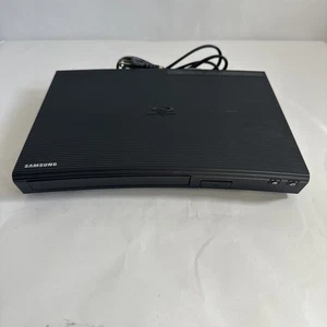 Samsung BD-JM51 Blu-ray DVD Player Wi-Fi Streaming HDMI No Remote Tested Works - Picture 1 of 4