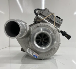 NEW OEM Holset 2019-23 RAM 6.7L Cummins HE300VG Turbocharger w/ Actuator 5554227 - Picture 1 of 10
