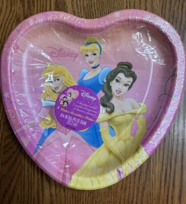 "Platos de fiesta de princesas Disney 2004 de colección 8 3/4"" en forma de corazón sello cumpleaños NUEVO Foto 1 de 4