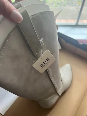 Damas ANA Pull on Sand Beige Botas Espuma con Memoria Bloque Tacón Talla US8.5 NUEVAS en caja Foto 1 de 4