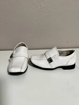 Gala & Co Niños Zapatos de Vestir Blancos con Detalle de Hebilla Plateada - Portador de Anillos Talla 9 Foto 1 de 3