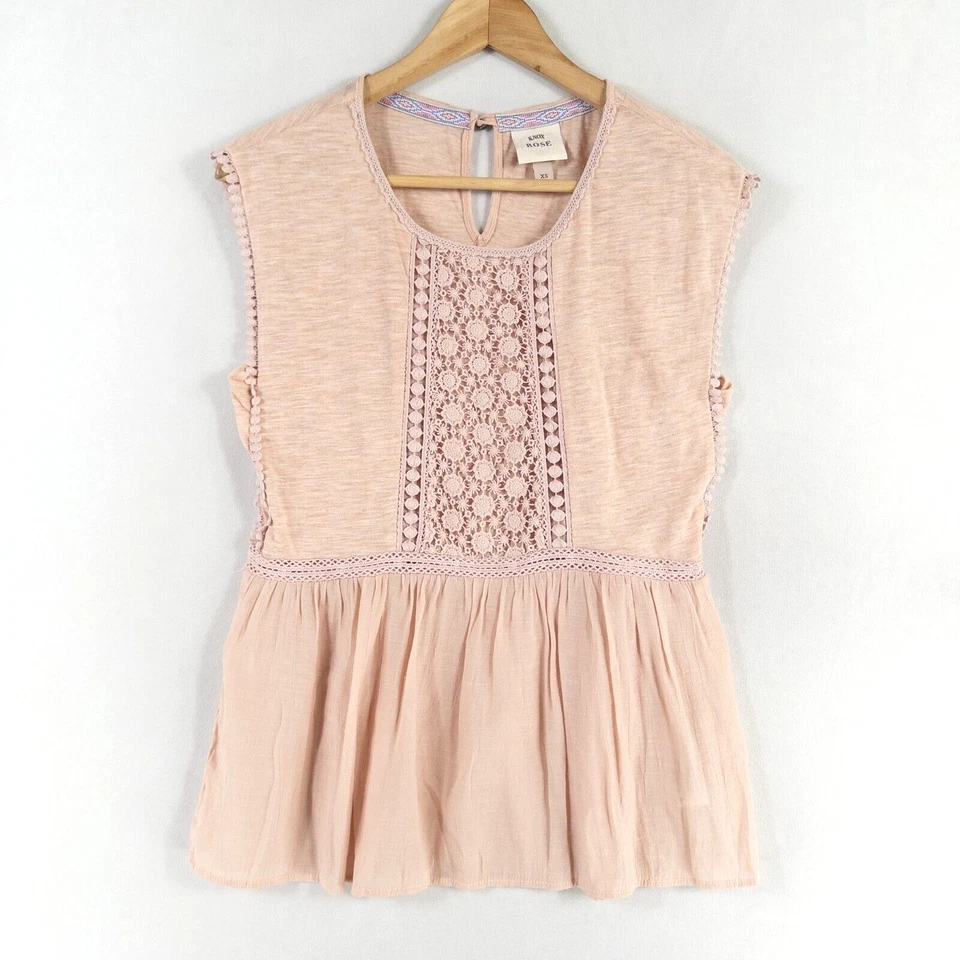 Блузка женская Knox Rose Top размер XS светло-розовая кружевная отделка без рукавов богемная кокетка - Изображение 1 из 4
