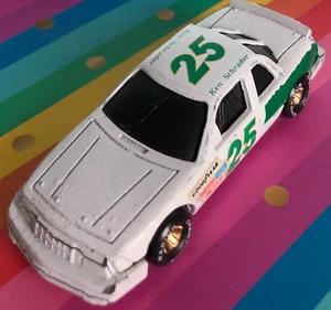 RACING CHANPIONS 1991 CAR #25 KEN SCHRADER - Picture 1 of 6