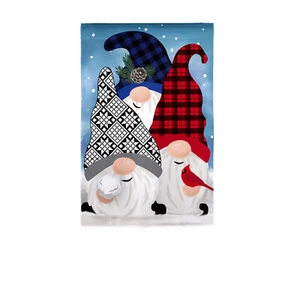 Winter Gnome Friends 14B10108 Evergreen BURLAP Garden Flag 12,5” x 18” - Imagen 1 de 1