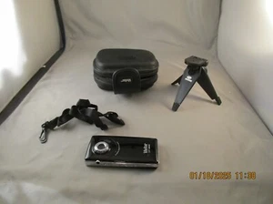 Videocamera digitale Vivitar DVR 880HD - schermo 2"/zoom digitale 4X. pixel 8,1 M usati - Foto 1 di 16