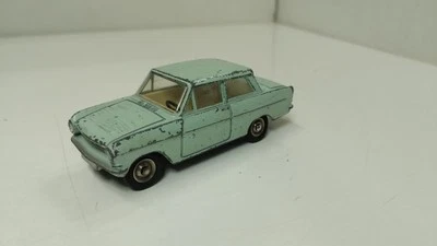 DINKY TOYS - OPEL KADETT - REF 540 - Immagine 1 di 4