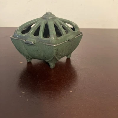 Antique 1920s Vantines Incense Burner Pot 574/3 Cast Iron - Image 1 of 4