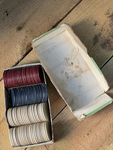50er Jahre Vintage Bakelit Poker Chips Anker 95/100 Originalkarton 1,5" rot weiß blau - Bild 1 von 7