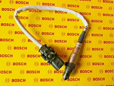 USED Bosch Oxygen Sensor 17300 For CTS SRX STS 04 - 08 Vin 7 UPSTREAM NO BOX - Image 1 of 4