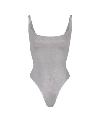 Skims 金属银色紧身衣 M 弹力闪亮全新带标签 — 第 1/4 张图片