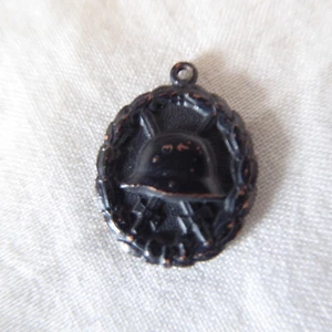 ORIGINAL Miniatur Verwundetenabzeichen in schwarz 16mm 1.WK WW1 (JJ275) - Bild 1 von 5