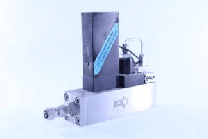 BRONKHORST Mass flow controller F-911-FA 50 ml/h H2O - Bild 1 von 2