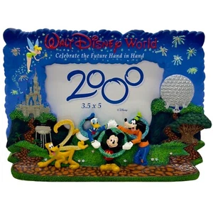 Cornice vintage Walt Disney World 2000 celebra il futuro mano nella mano - Foto 1 di 10