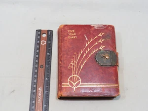 Vintage 1939 Five Year Diary Leatherbound w/Latch, no Key but not locked - Foto 1 di 6