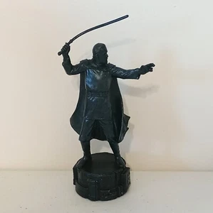 2005 Star Wars Saga Edition Chess Set Replacement Piece Black Count Dooku - Picture 1 of 4