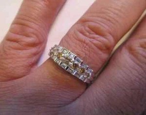 14K Gold White & Fancy Diamant Ehering Diamant = 1,00 Karat F-VS2 Wert = 5900 $ - Bild 1 von 12