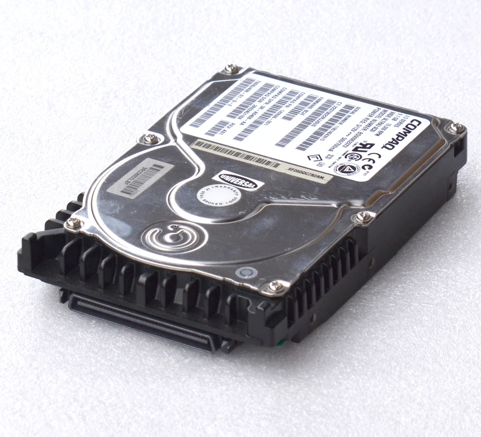 8,89 CM 9,1GB Hard Drive Compaq BD00962373 10000 RPM SCSI 80POL HDD O771 - Image 1 of 1