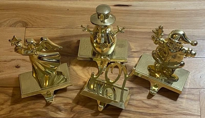 Lote de 4 Medias Navideñas Vintage Latón Brillante Pesado Ángel Santa Muñeco de Nieve Foto 1 de 4